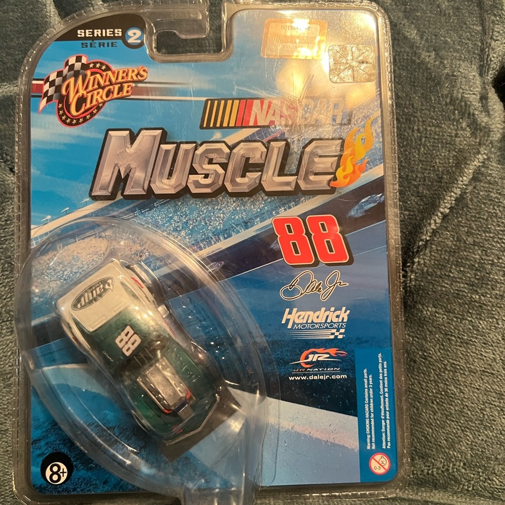 NASCAR Dale Earnhardt Jr #88 winners circle Muscle series 2 car NWT